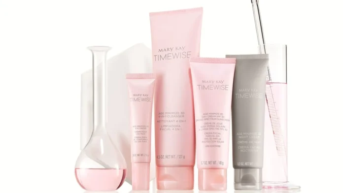 Mary Kay Timewise Fotografia de embalagens de produtos Mary Kay, utilizada como capa para artigo sobre a linha Mary Kay Timewise.